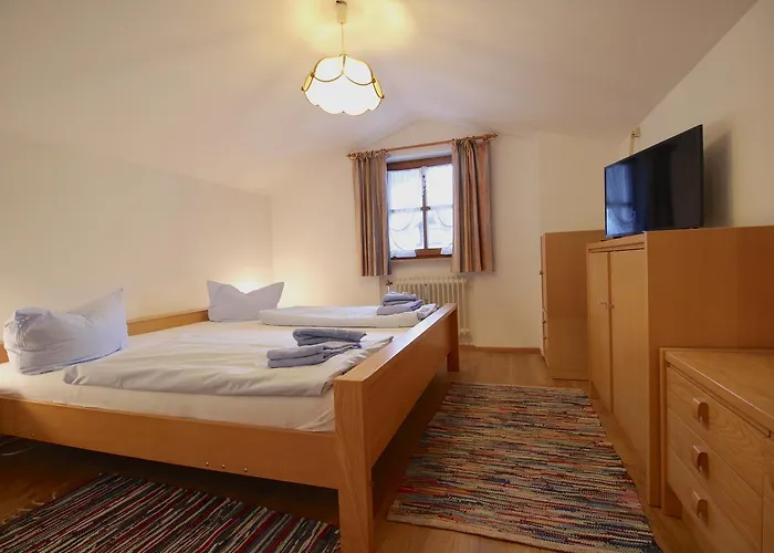 Carina, Martin, Michael & Sissi Апартаменти Гарміш-Партенкірхен